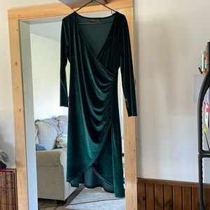 Emerald green velvet Azazie dress, size L